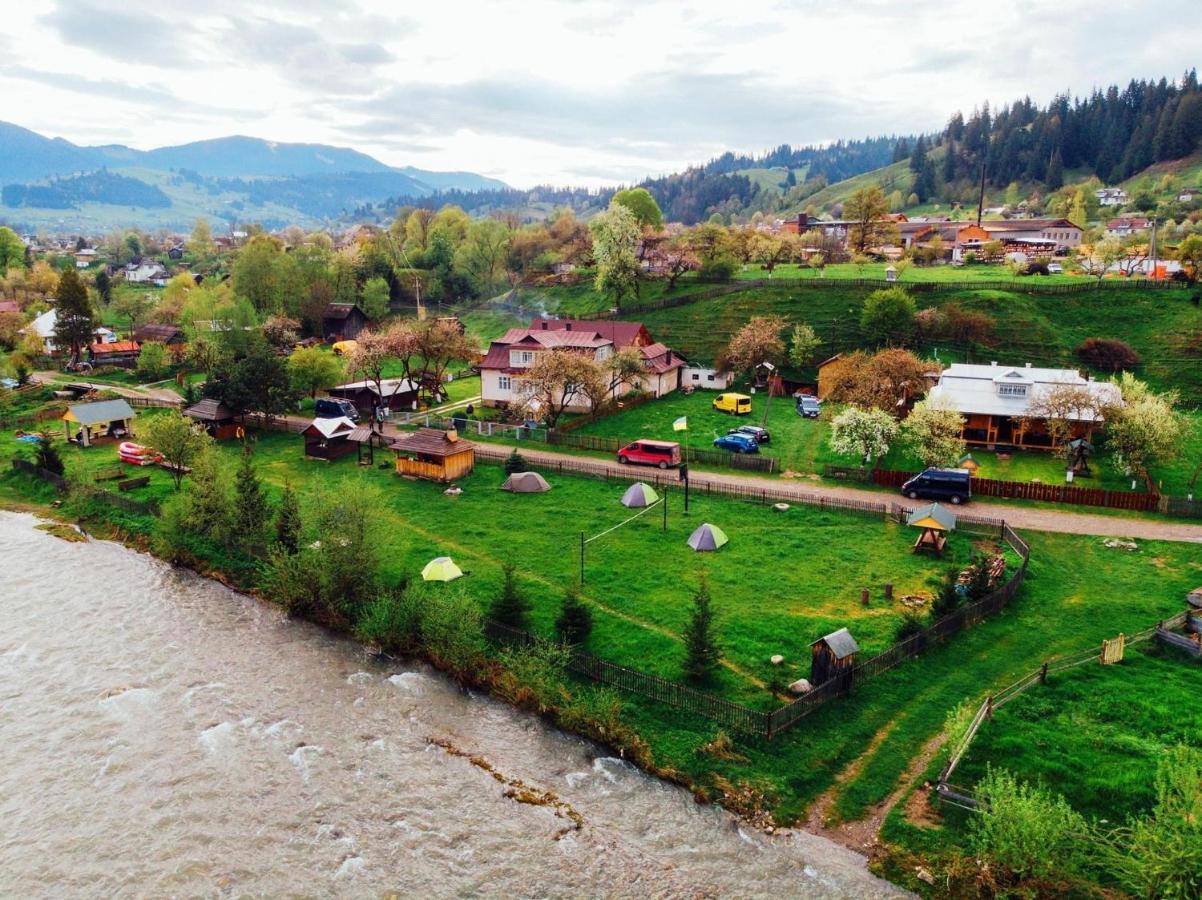 Котедж Шум Черемоша На Березі Річки Verkhovyna Extérieur photo